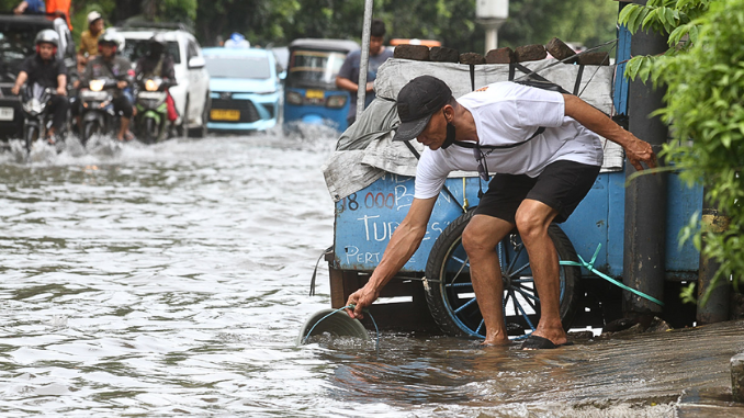Banjir di Ruas Jalan