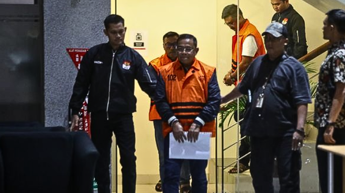 Sudewo dibawa ke Rutan