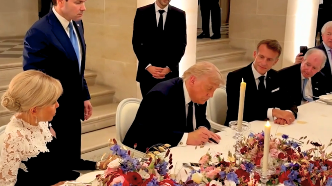Trump Tandatangani Kesepakatan Damai
