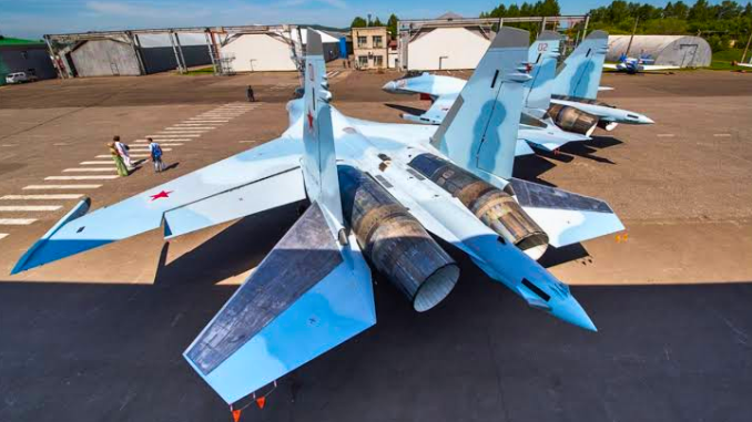 Su-35 (1)