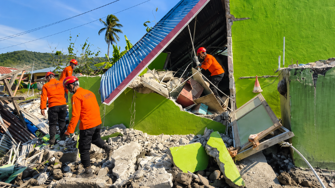 Pemerintah Salurkan Bantuan NTT Pasca Gempa Dahsyat