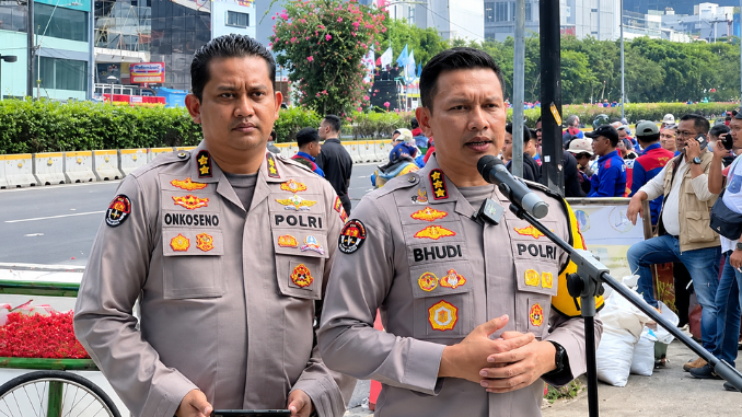 Demo Buruh (1)